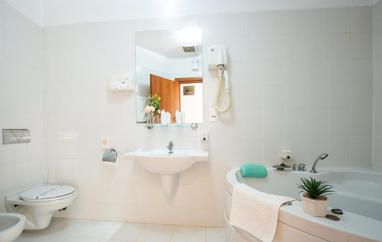 Hotel Dana 2 Satu Mare Exteriér fotografie