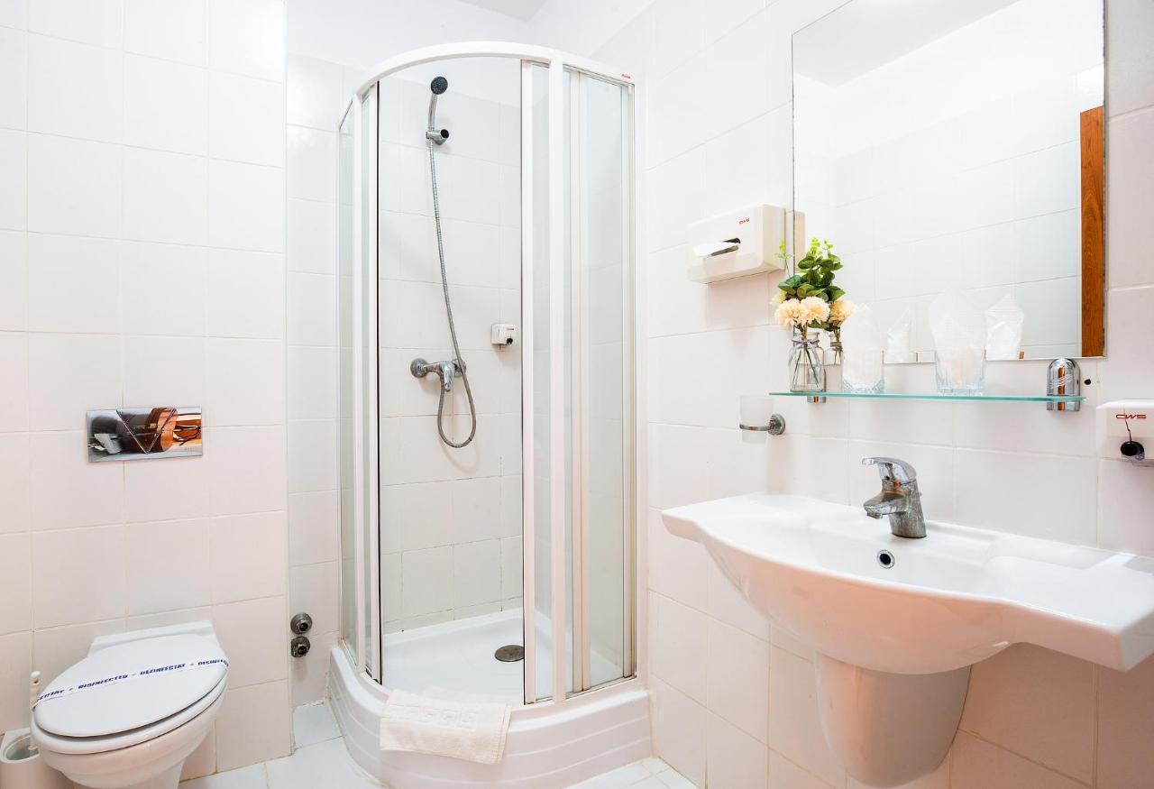 Hotel Dana 2 Satu Mare Exteriér fotografie